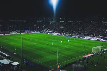 姆巴佩西甲双响追平凯恩并列欧洲金靴榜首（配图示意）
